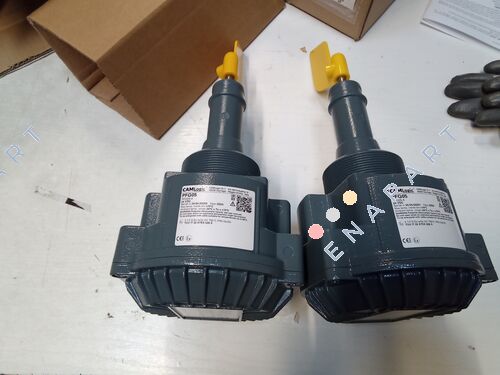 PFG05-4 / PFG051-GH3NN020006-1CP0TF Interruptor de nivel de paleta giratoria con extensión