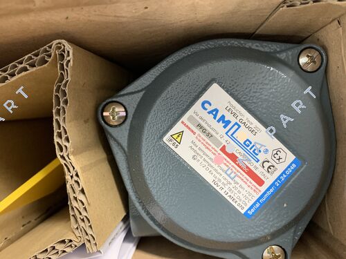 PFG5724CC Indicador de nivel con rosca